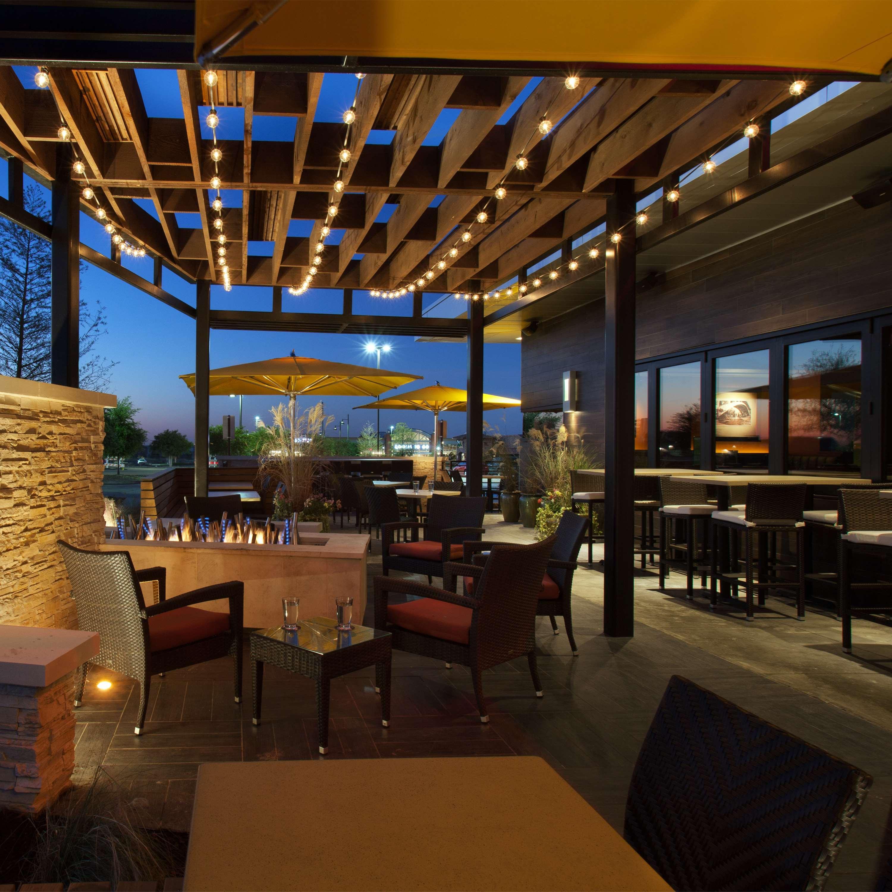 Embassy By Hilton Convention Center Hotel 4*