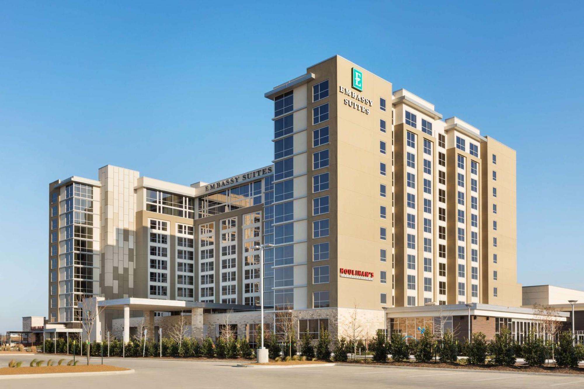 Hotel Embassy By Hilton Convention Center Denton